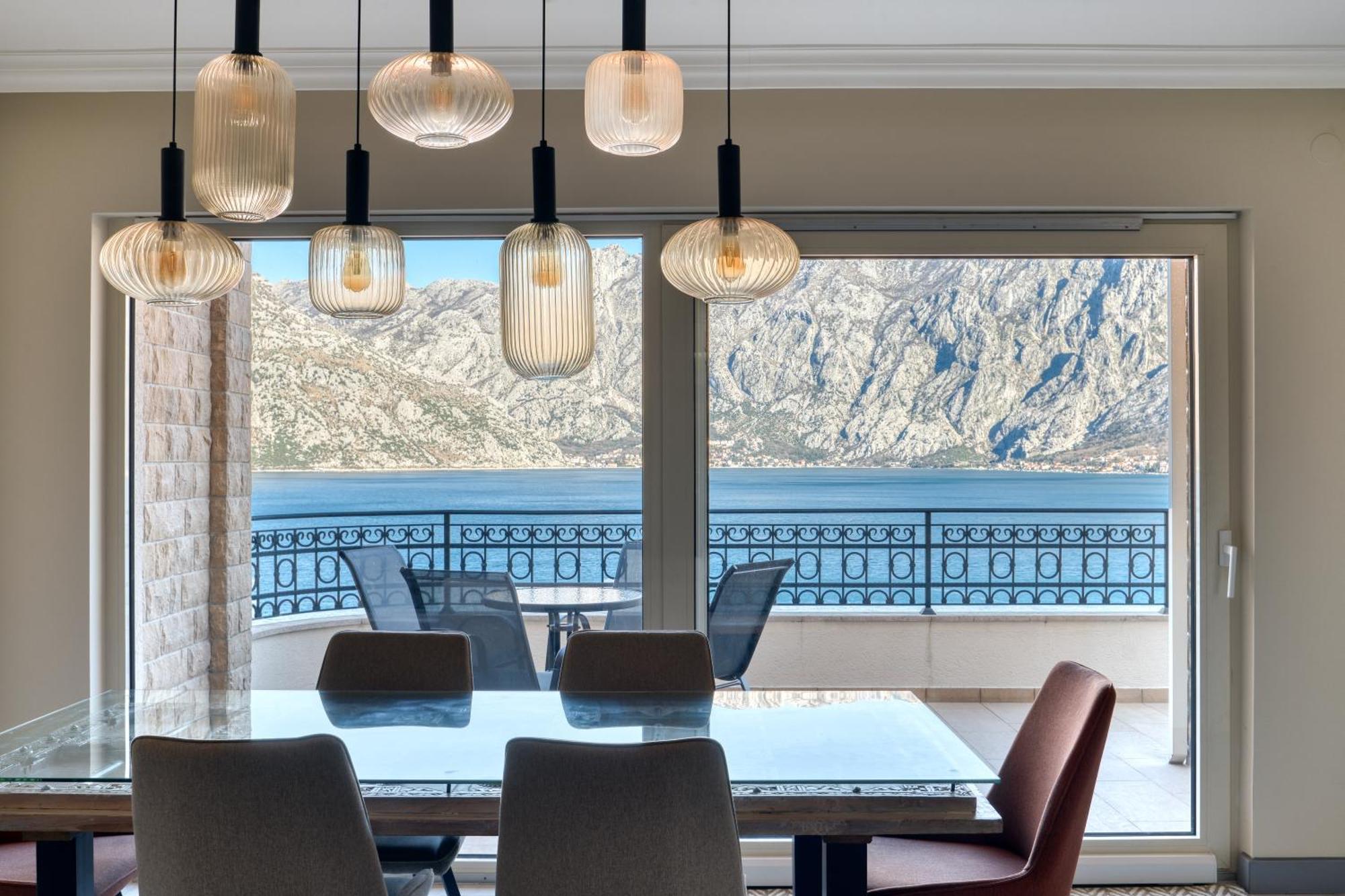 Luxurious 3-Bedroom Apartment By Mn Property Kotor Extérieur photo