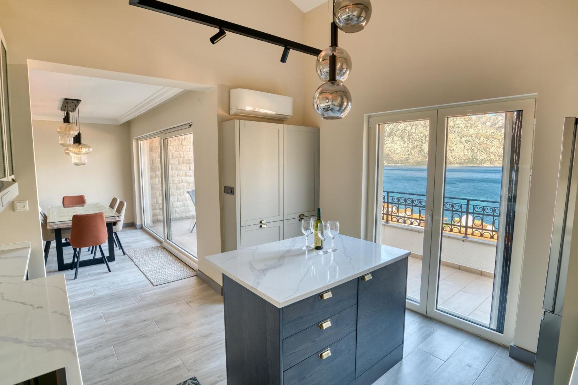 Luxurious 3-Bedroom Apartment By Mn Property Kotor Extérieur photo
