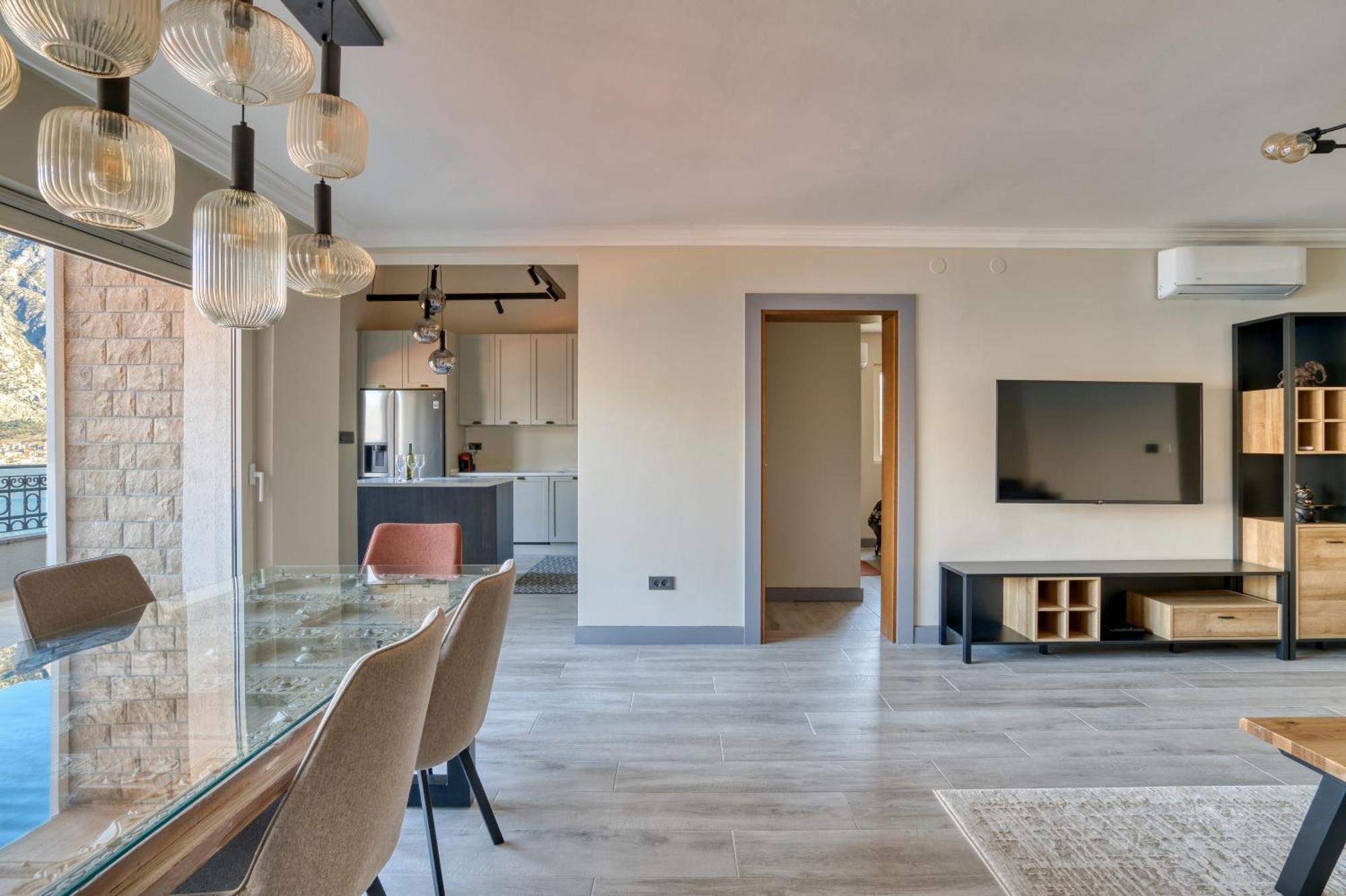 Luxurious 3-Bedroom Apartment By Mn Property Kotor Extérieur photo