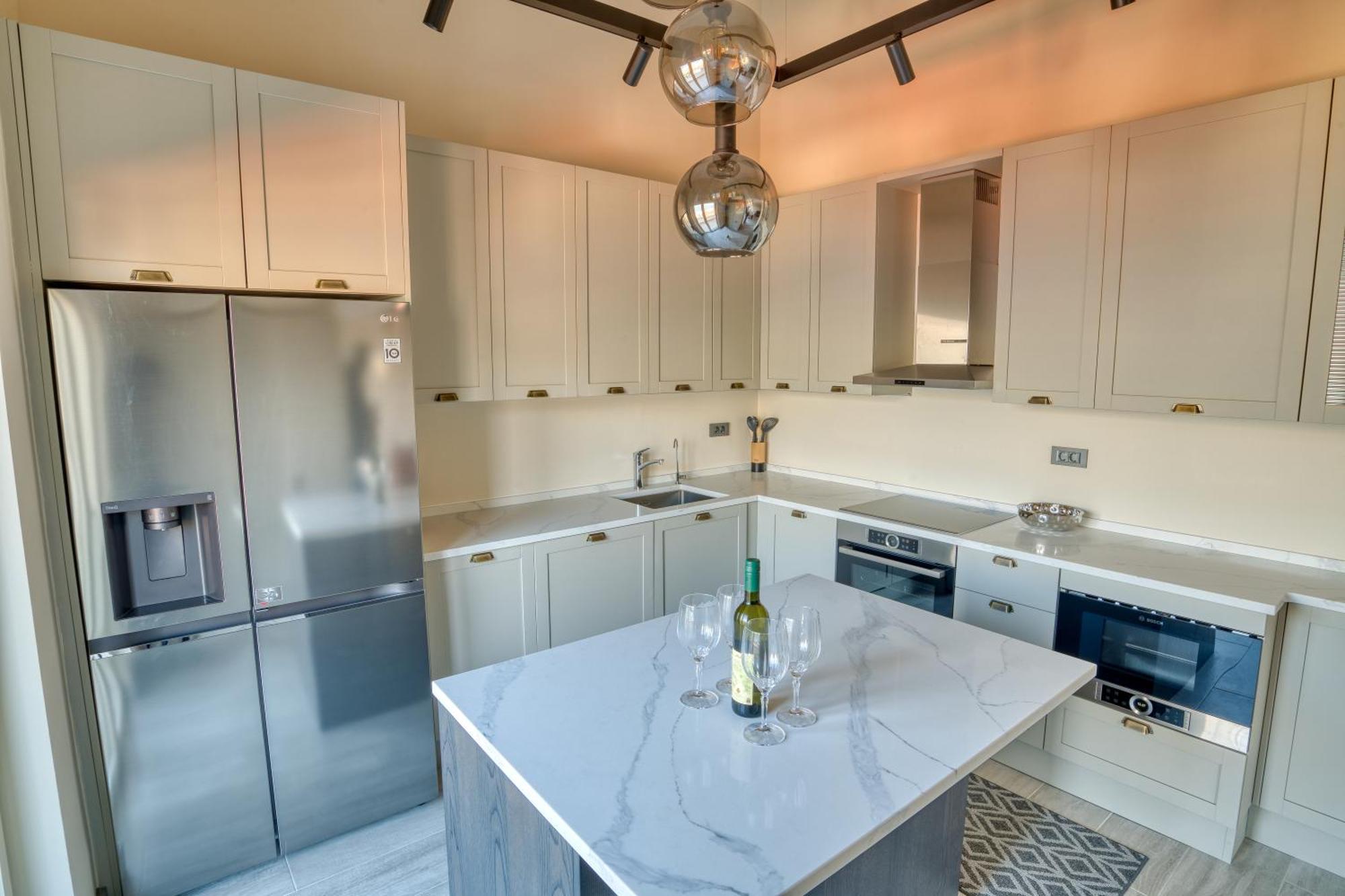 Luxurious 3-Bedroom Apartment By Mn Property Kotor Extérieur photo