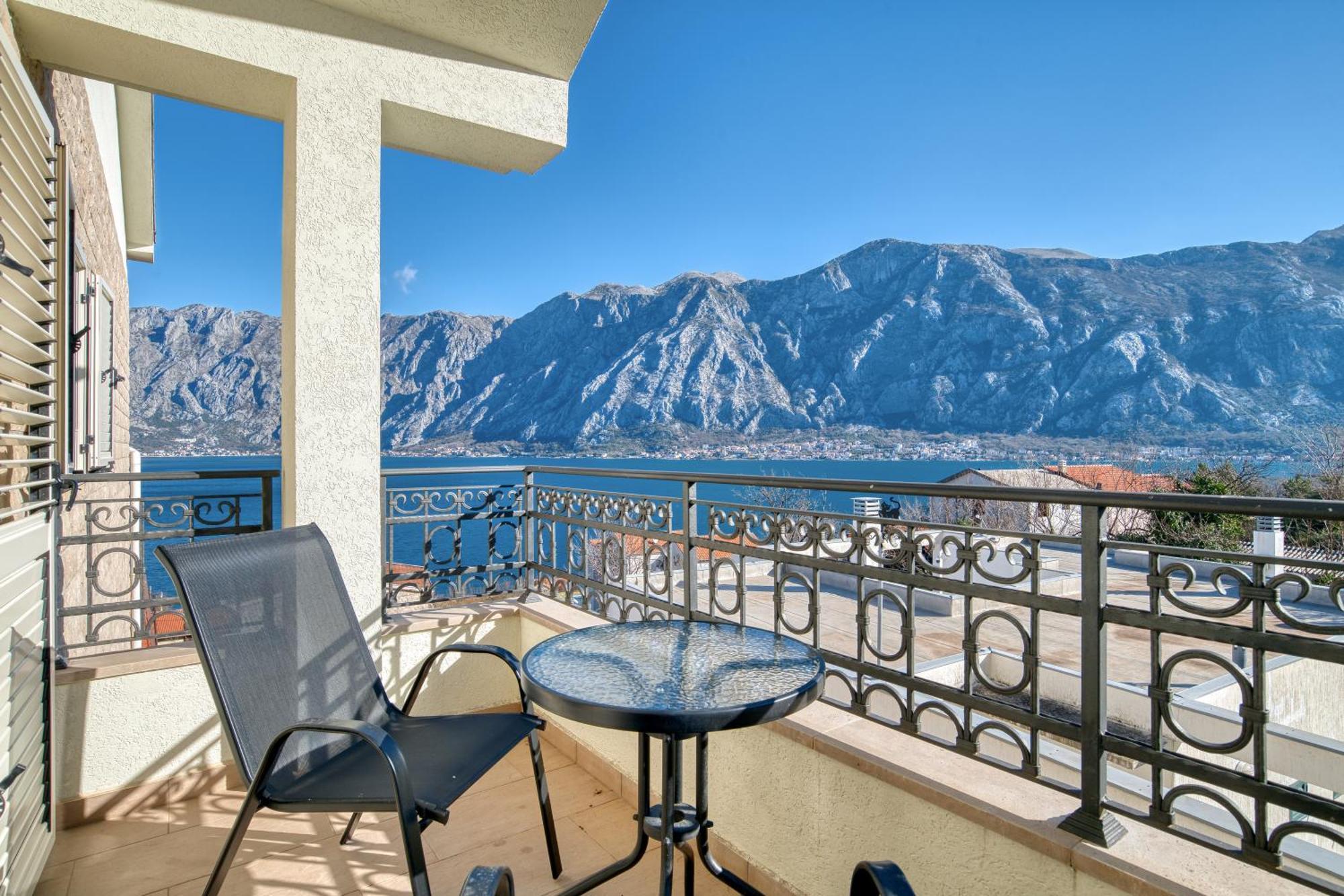 Luxurious 3-Bedroom Apartment By Mn Property Kotor Extérieur photo